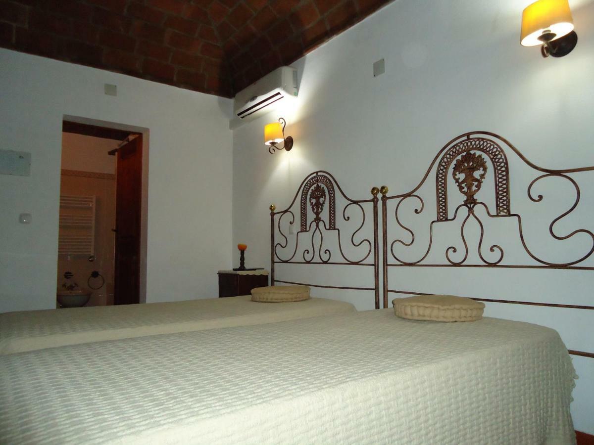 Monte Da Avo Chica Hotel Monsaraz Esterno foto