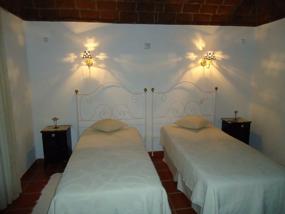 Monte Da Avo Chica Hotel Monsaraz Esterno foto