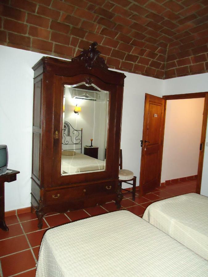 Monte Da Avo Chica Hotel Monsaraz Esterno foto